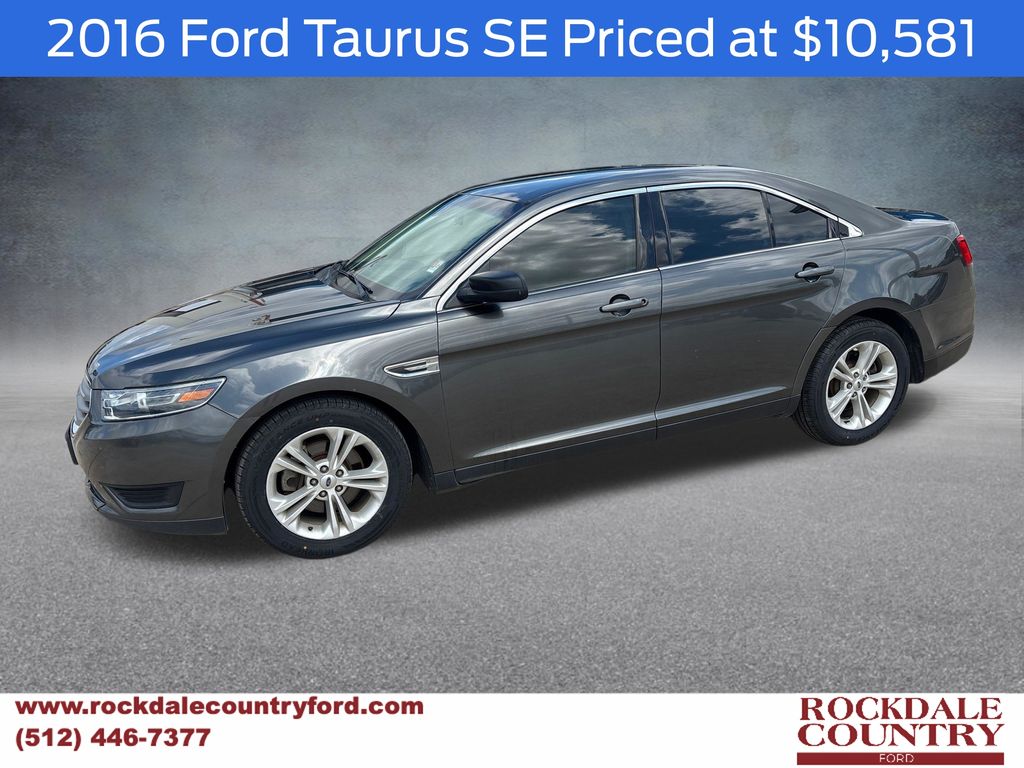 2016 Ford Taurus SE FWD's photo