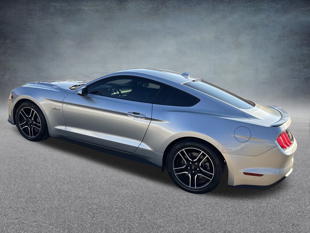 2020 Ford Mustang GT Premium photo 3