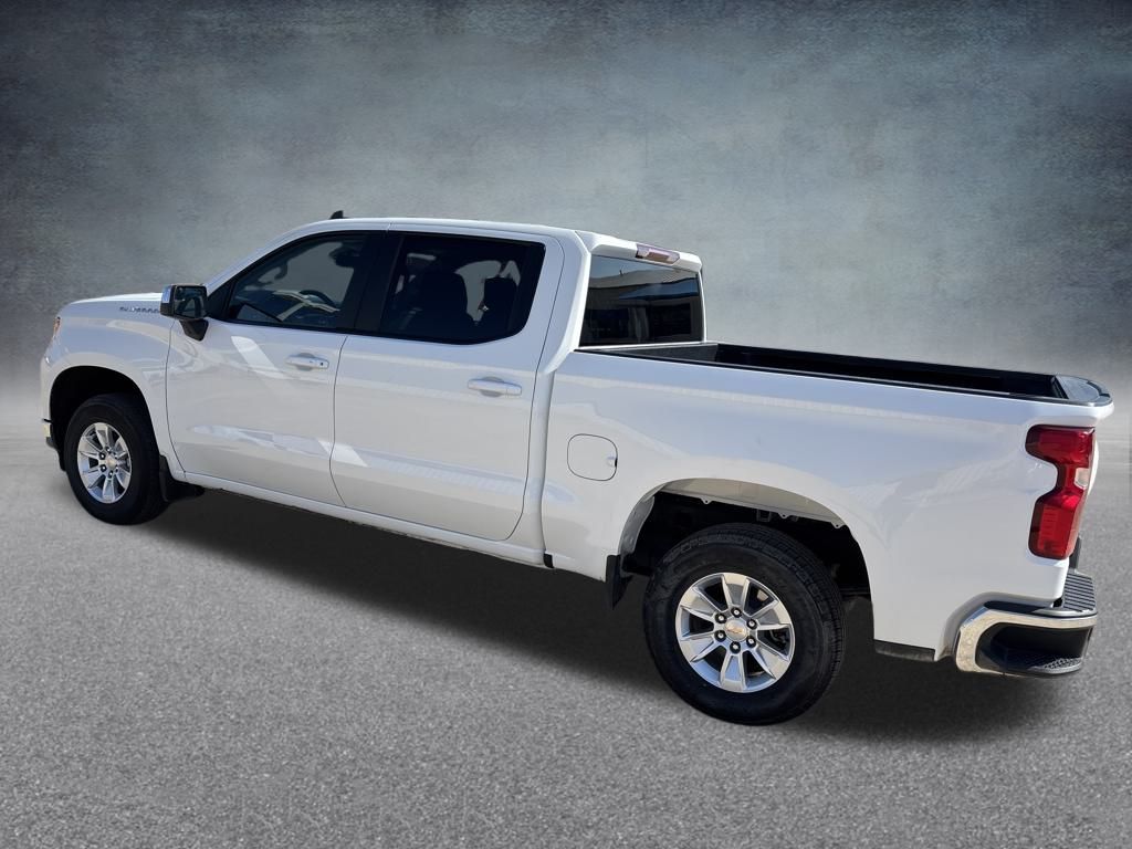2025 Chevrolet Silverado 1500 LT photo 3