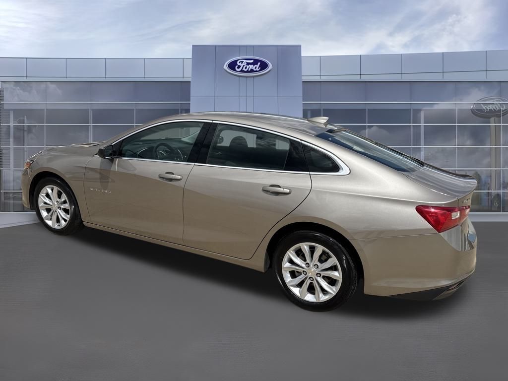 2023 Chevrolet Malibu 1LT photo 3