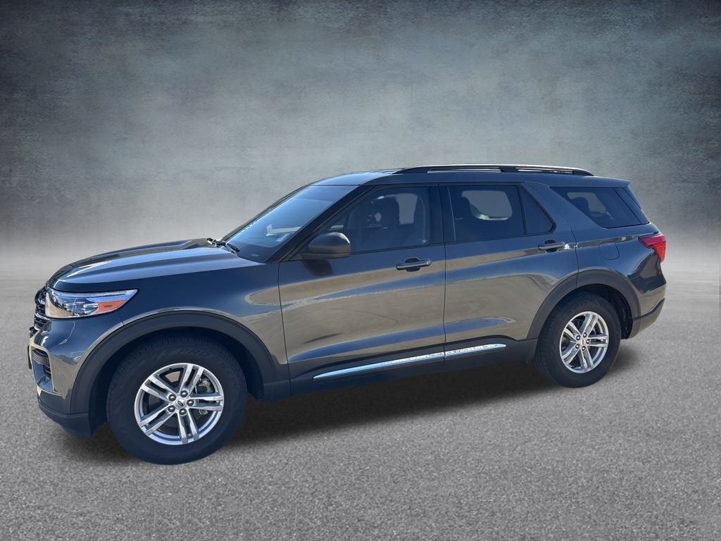 2020 Ford Explorer XLT photo 2