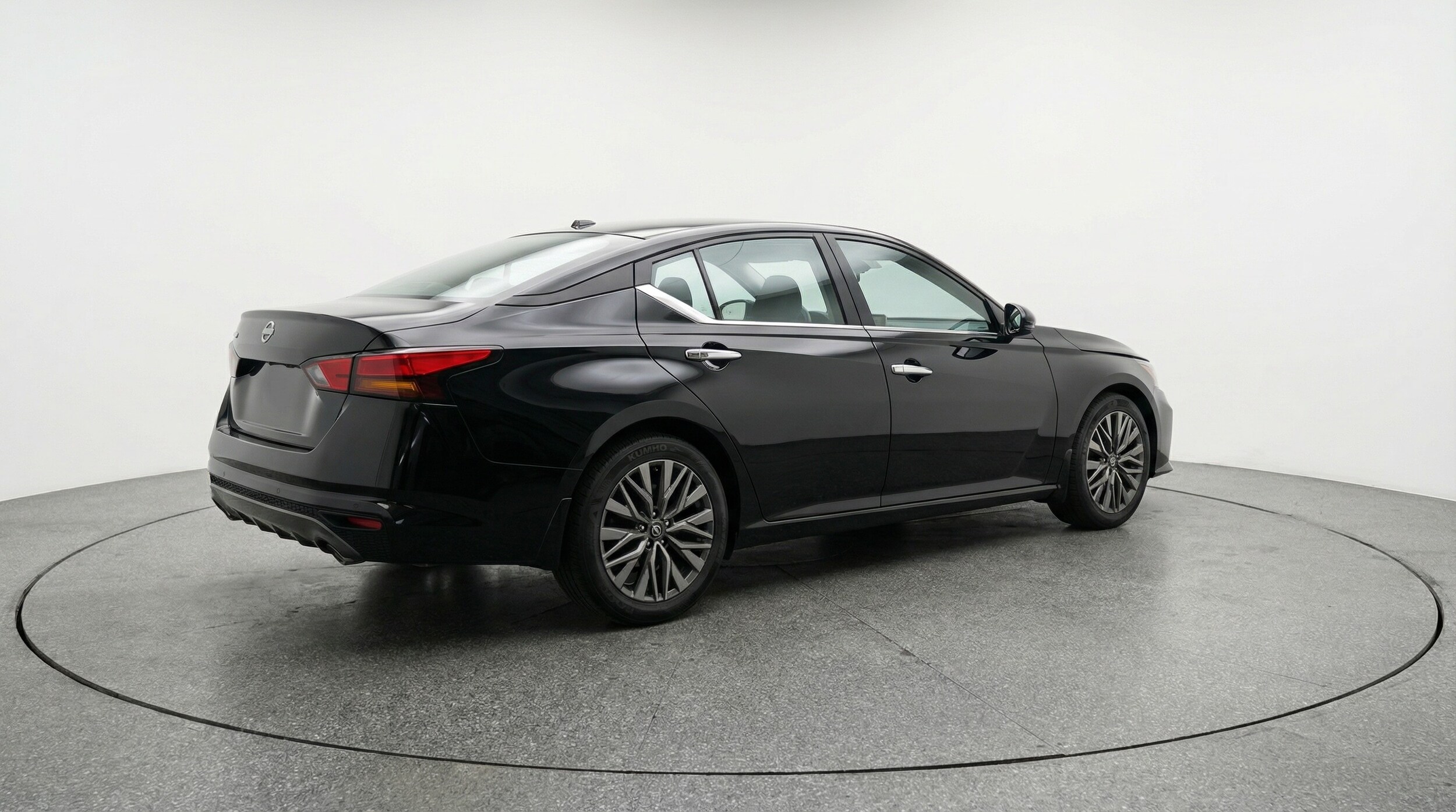 Thumbnail: 2025 Nissan Altima - 7