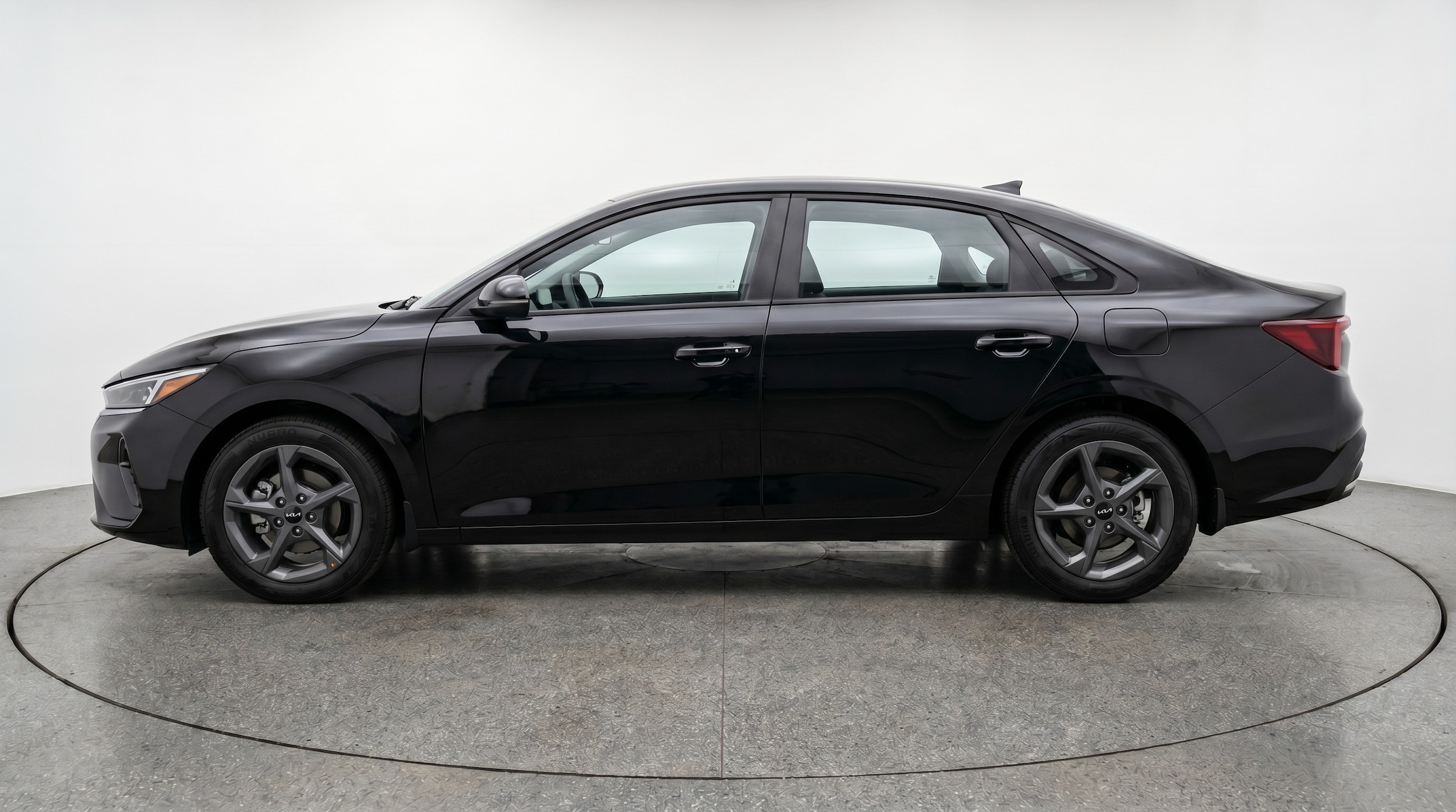 Thumbnail: 2026 Kia K4 - 4
