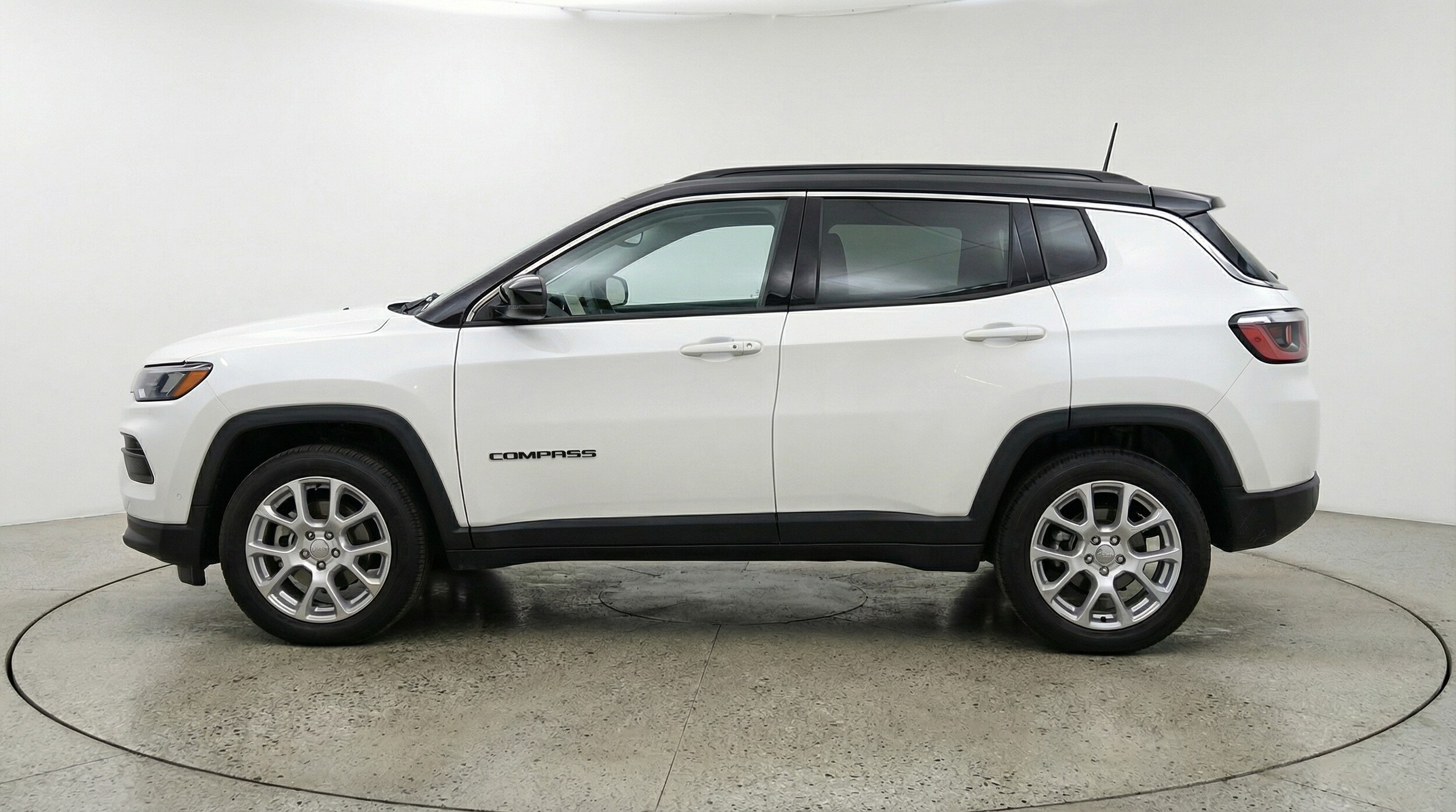 Thumbnail: 2025 Jeep Compass - 4