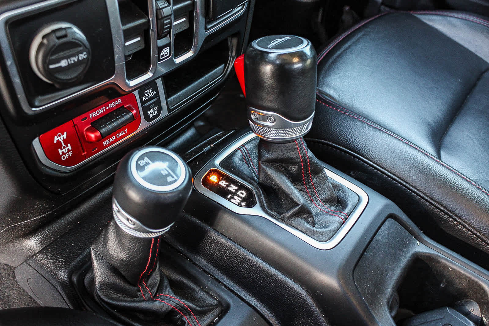 Thumbnail: 2021 Jeep Gladiator - 19