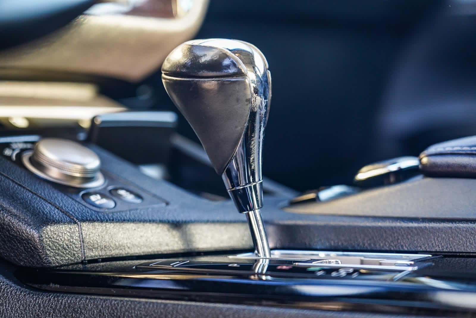 Thumbnail: 2013 Lexus ES - 23