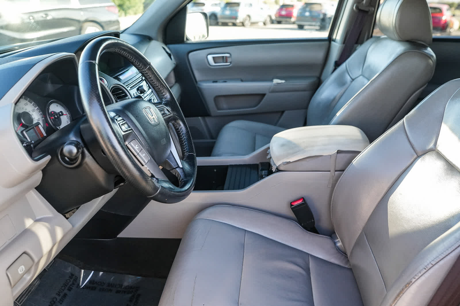 Thumbnail: 2012 Honda Pilot - 17