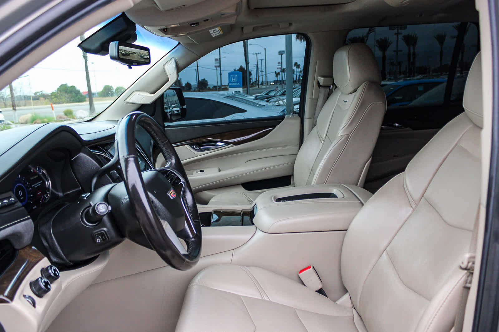 Thumbnail: 2018 Cadillac Escalade - 17