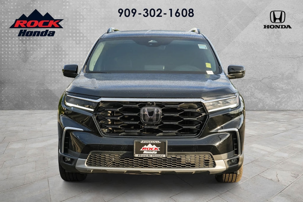 Used 2025 Honda Pilot Elite SUV