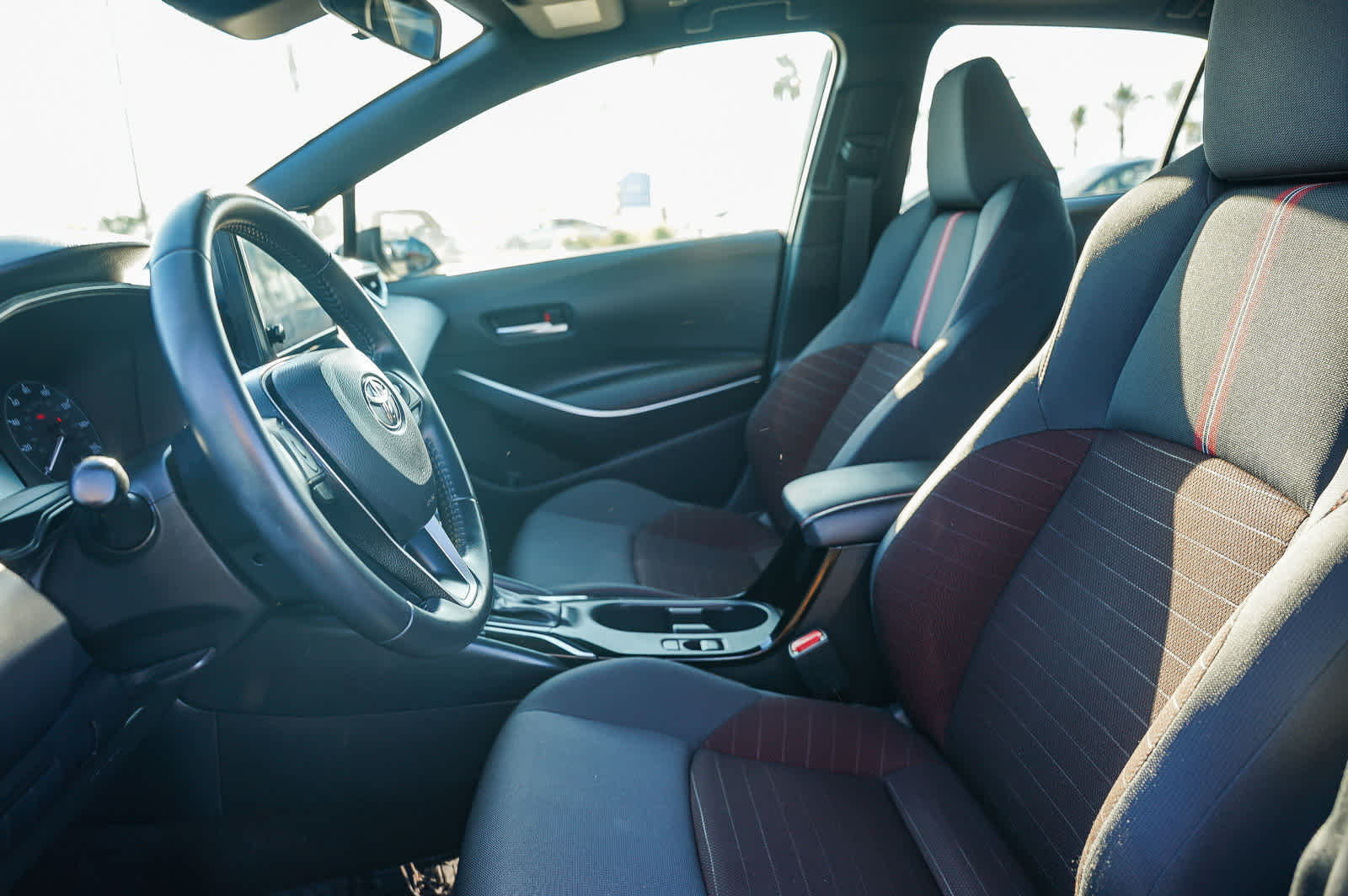 Thumbnail: 2023 Toyota Corolla - 15