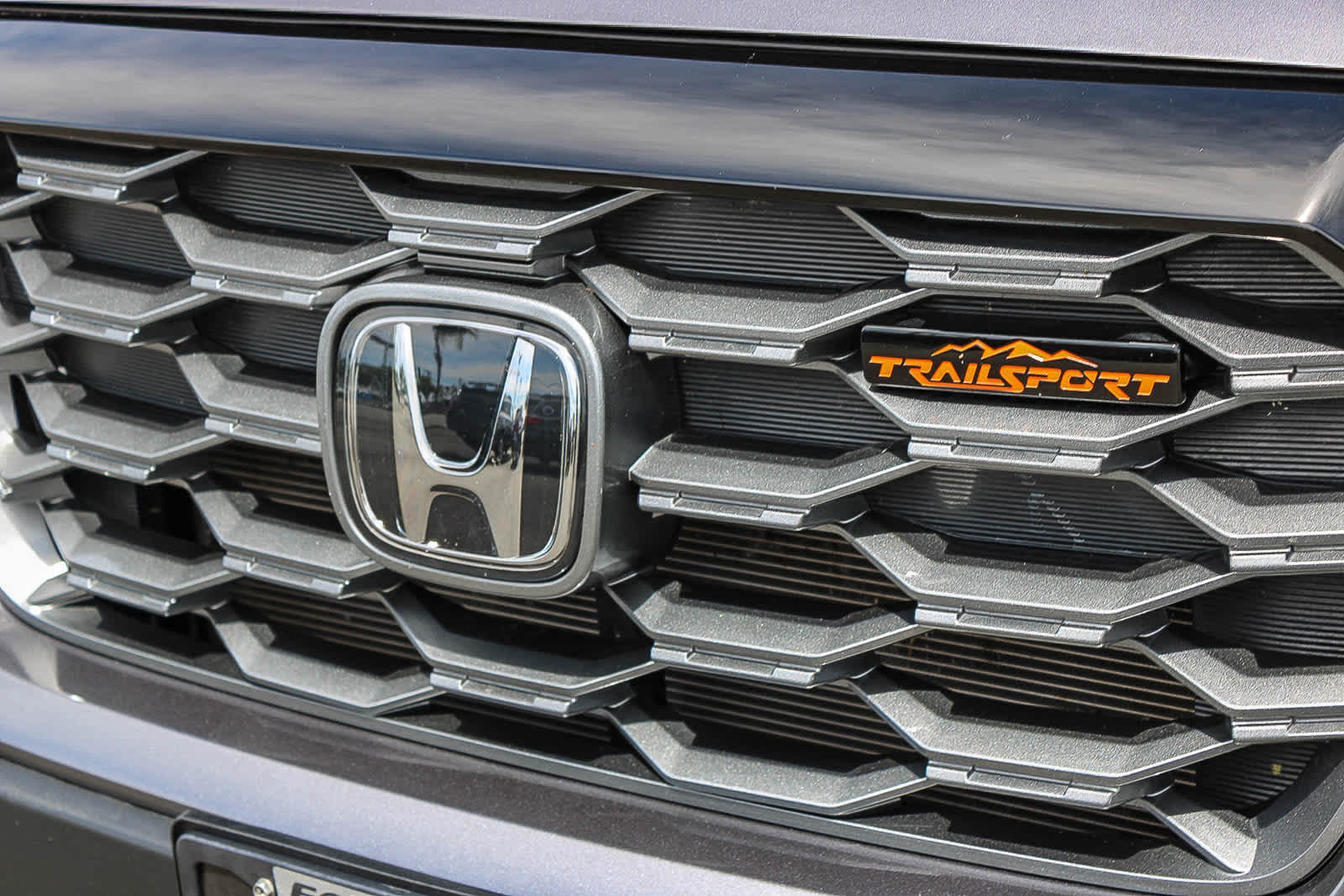 2025 Honda Ridgeline TrailSport photo 4