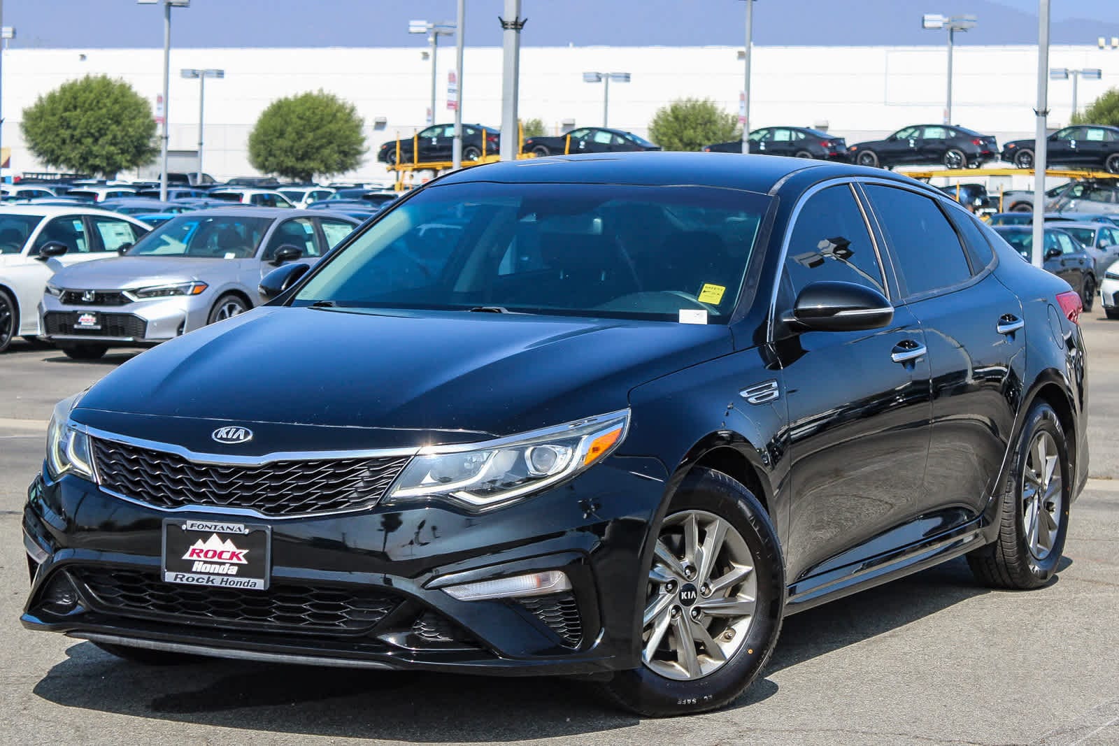 Thumbnail: 2019 Kia Optima - 1