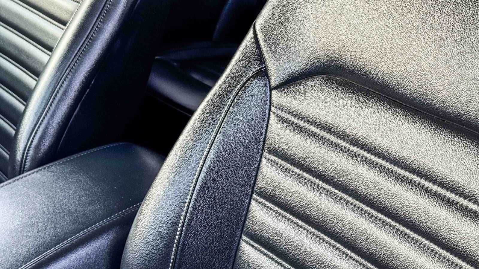 Thumbnail: 2021 Ford Edge - 23