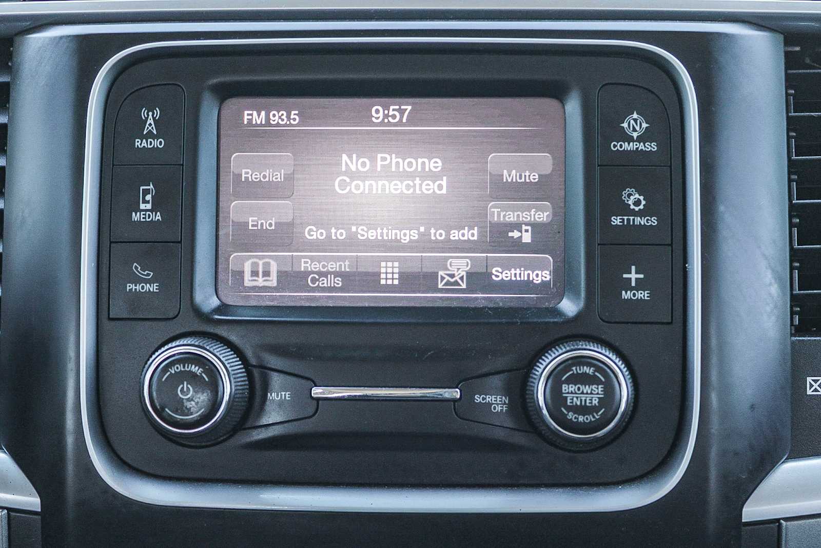 Thumbnail: 2021 RAM 1500 Classic - 14