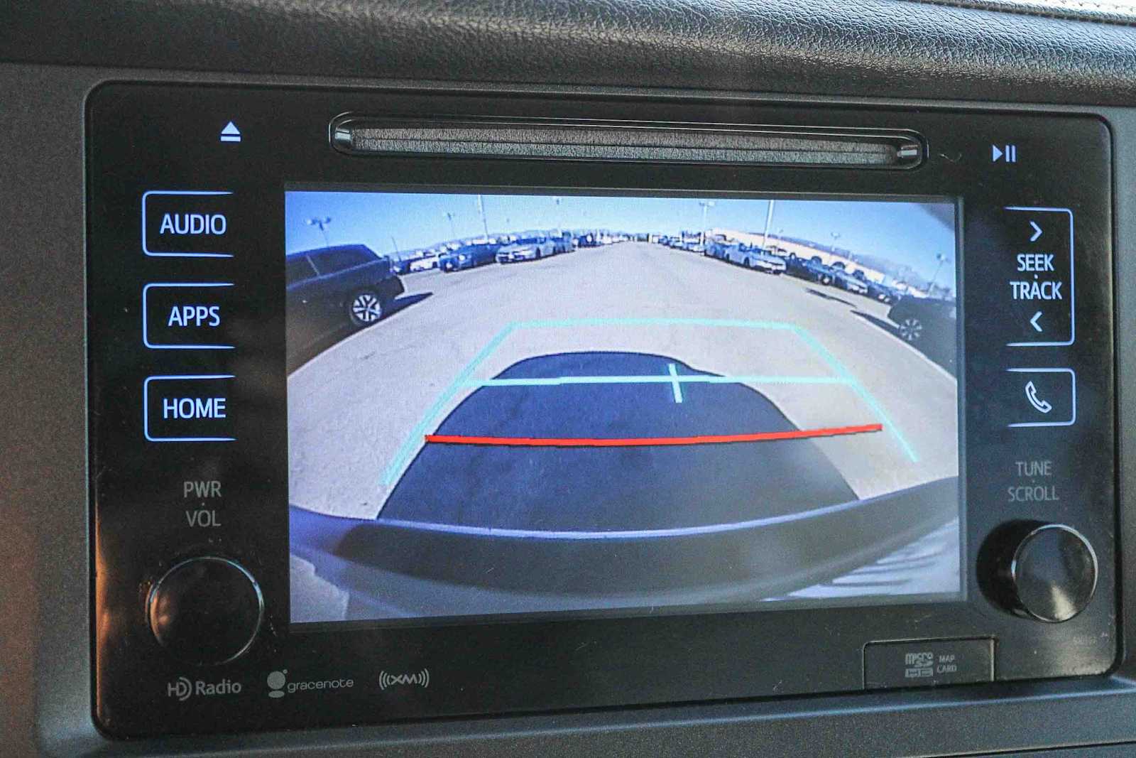 Thumbnail: 2016 Toyota Sienna - 23