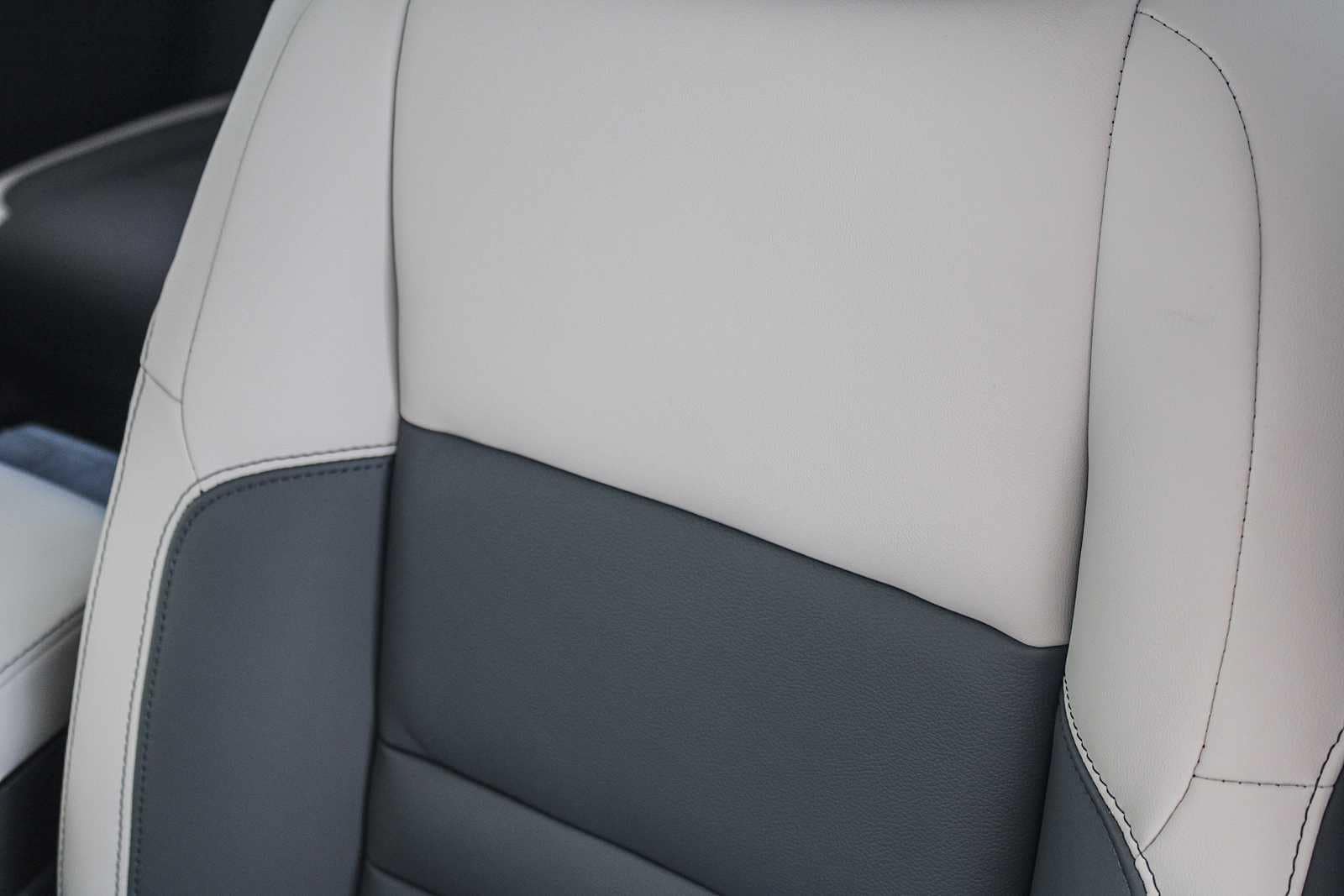 Thumbnail: 2025 Honda Prologue - 26