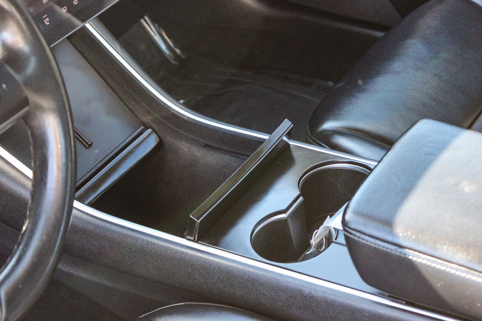 Thumbnail: 2018 Tesla Model 3 - 19