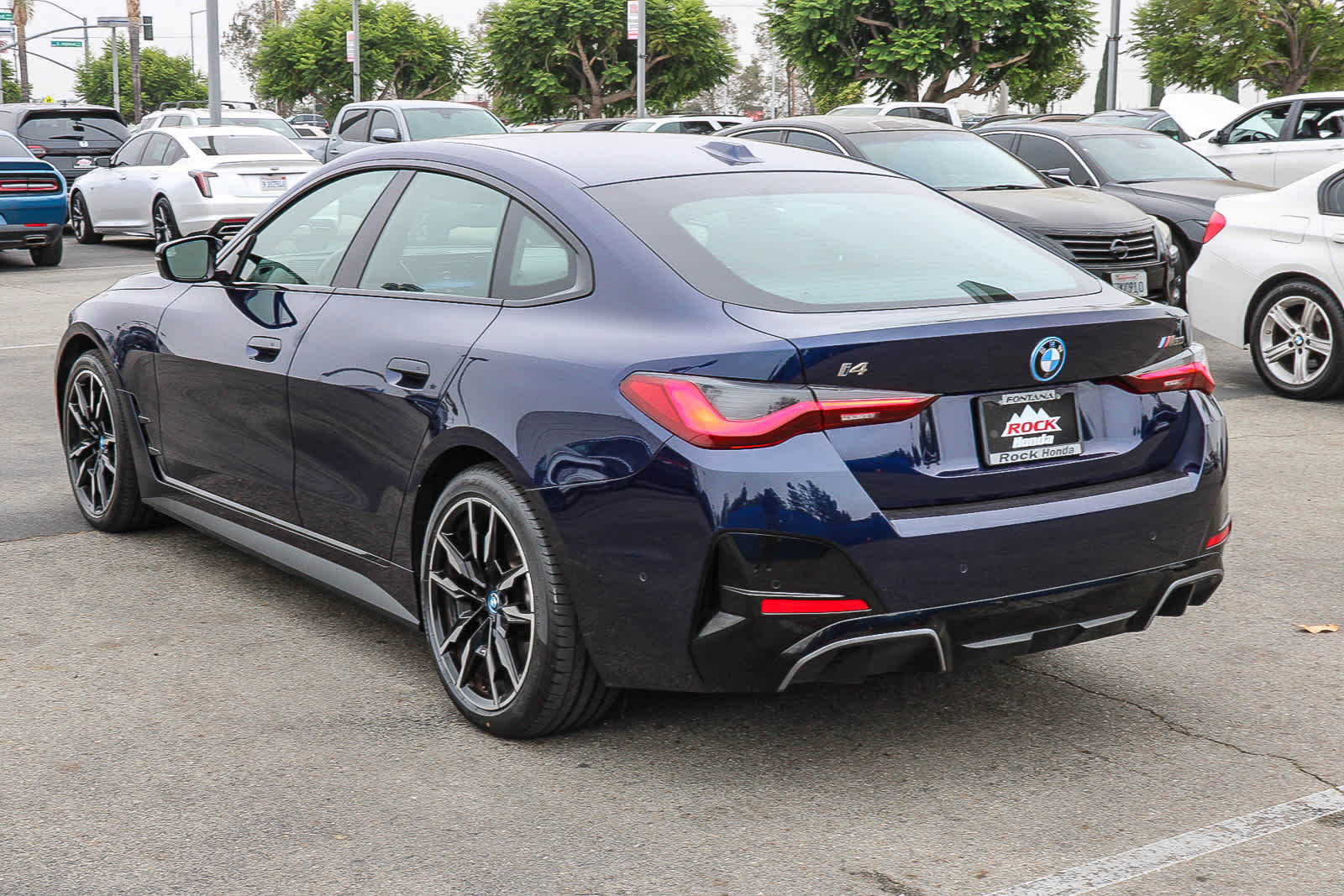 Thumbnail: 2023 BMW i4 - 7