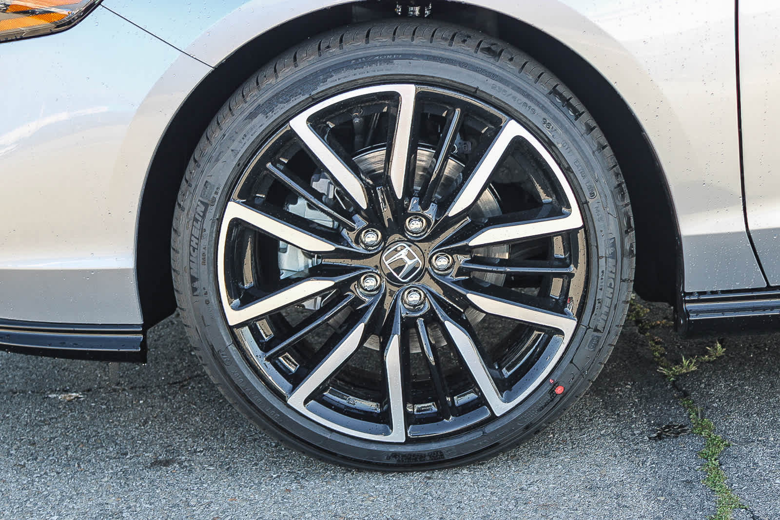 2026 Honda Accord Hybrid Touring - Photo 9