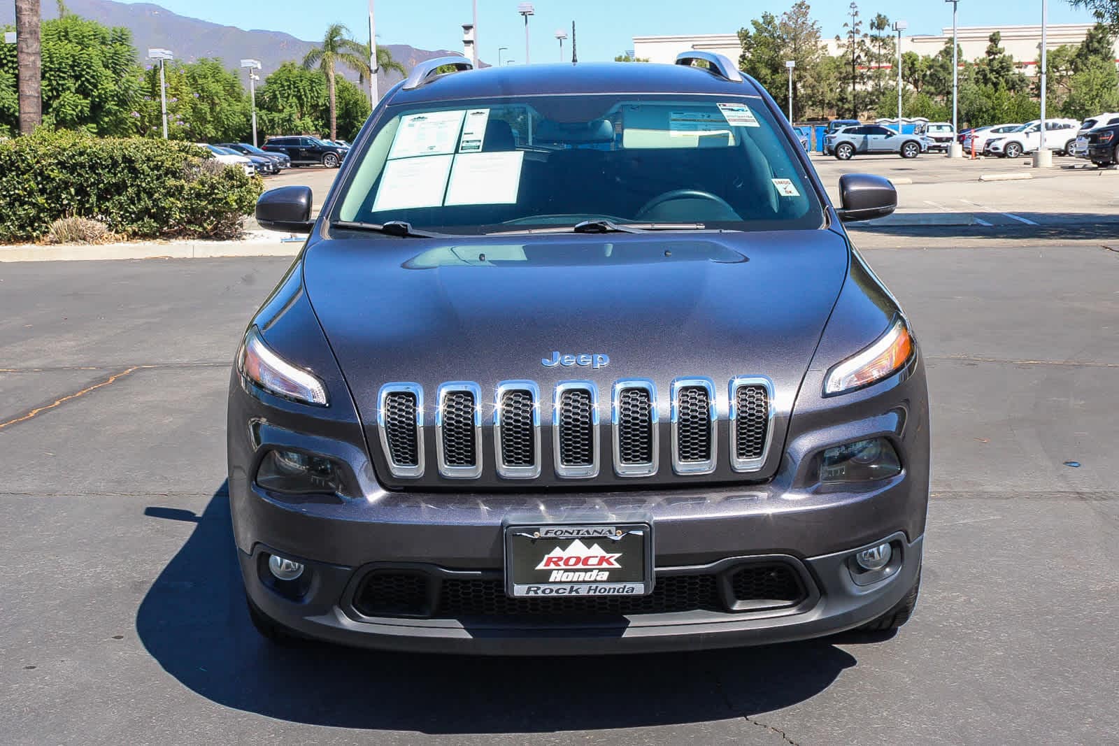 Used 2016 Jeep Cherokee Latitude with VIN 1C4PJLCB5GW288017 for sale in Fontana, CA