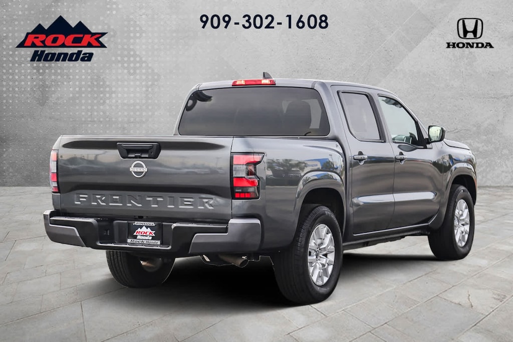 Used 2023 Nissan Frontier SV Truck Crew Cab