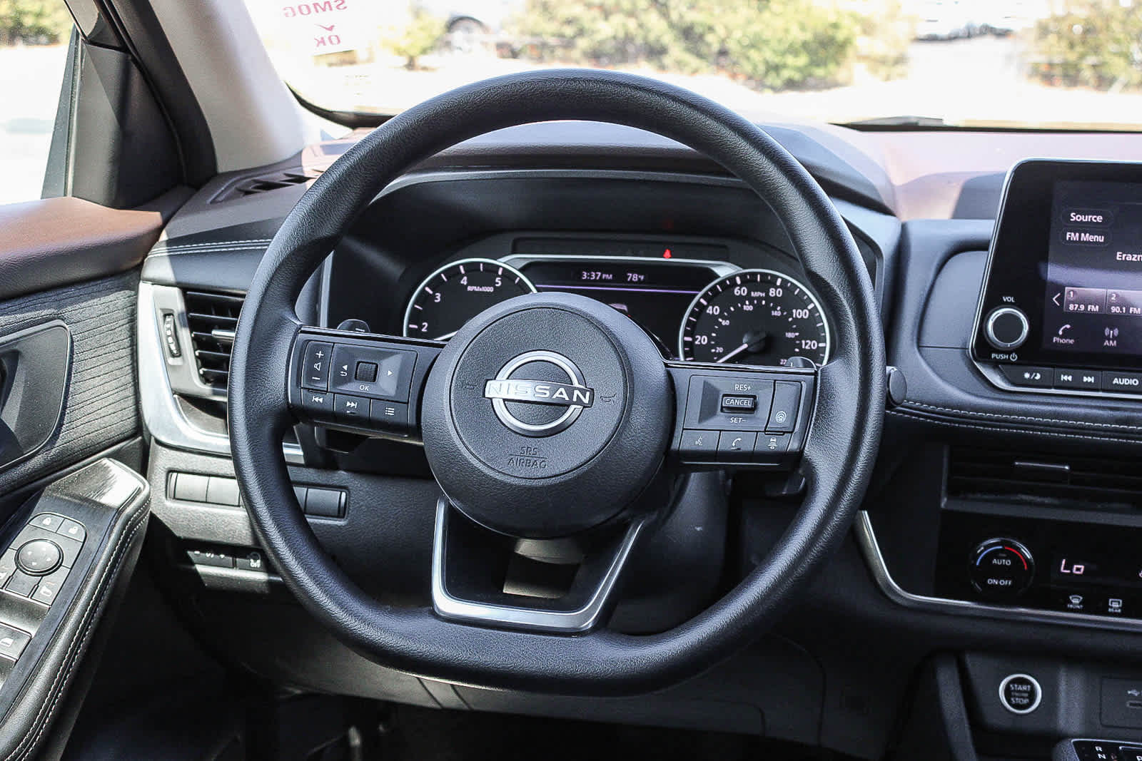 Thumbnail: 2023 Nissan Rogue - 14