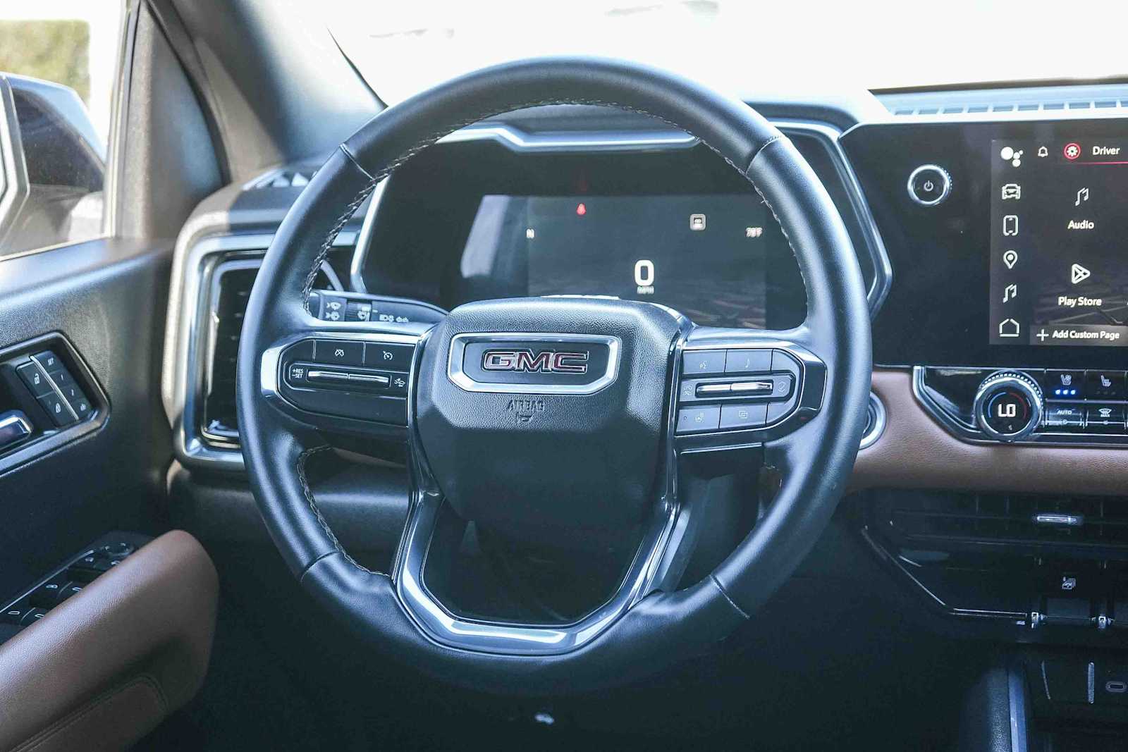 Thumbnail: 2023 GMC Canyon - 15