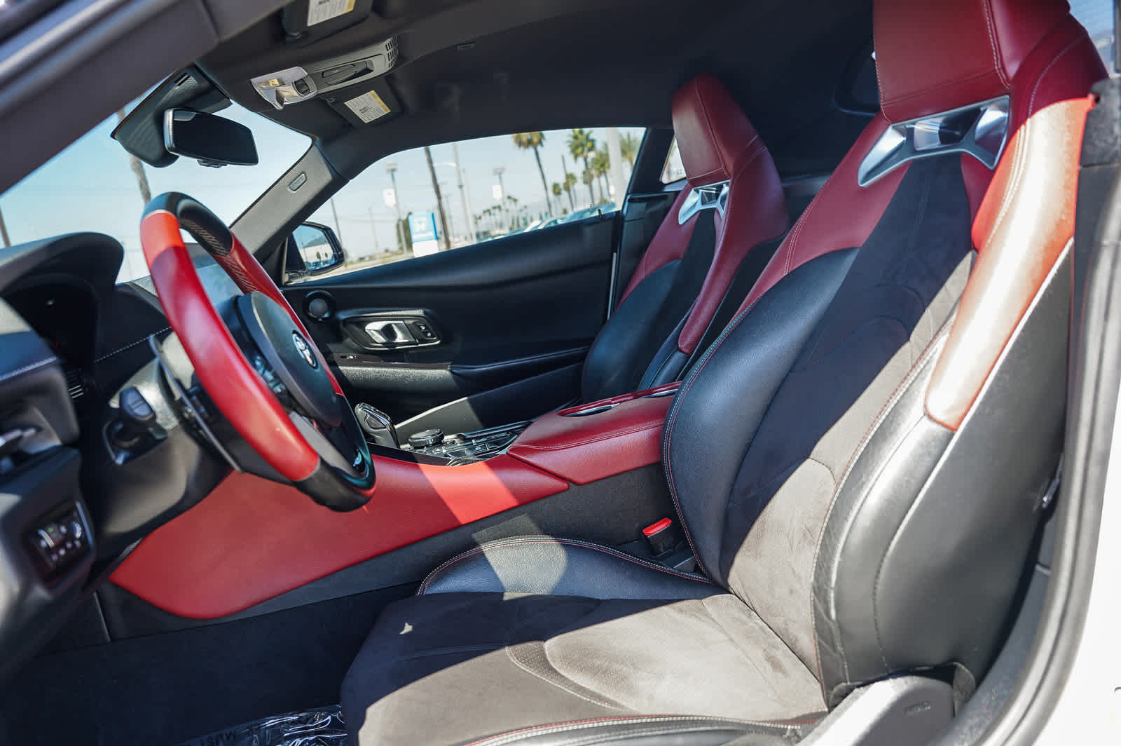 Thumbnail: 2022 Toyota GR Supra - 17