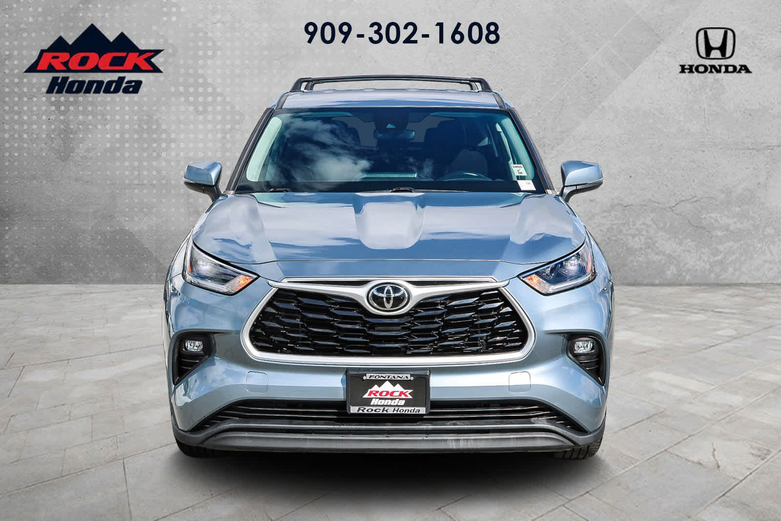 Thumbnail: 2021 Toyota Highlander - 2