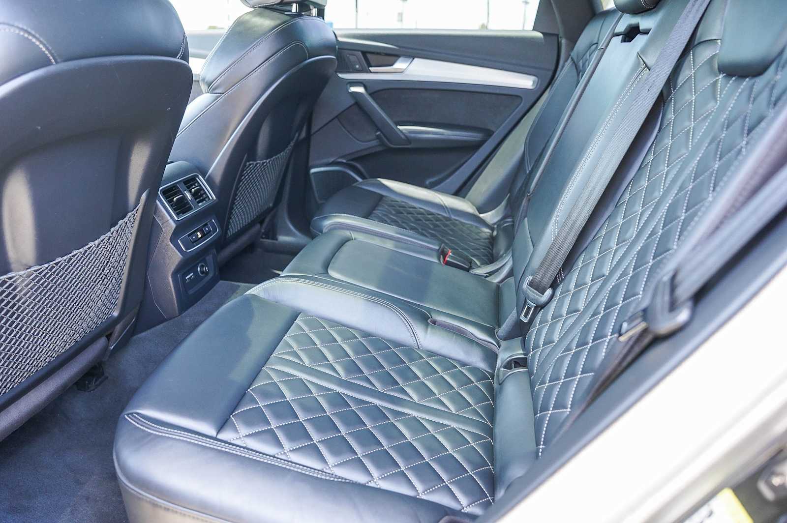 Thumbnail: 2019 Audi SQ5 - 20