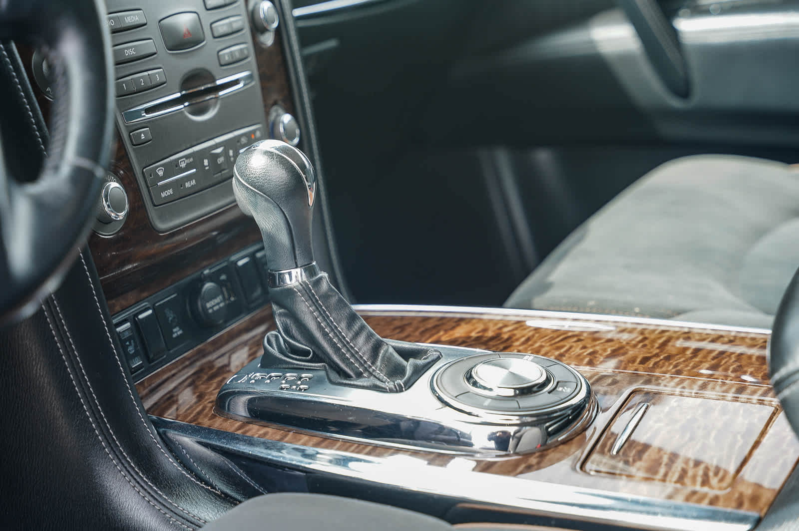 Thumbnail: 2019 Nissan Armada - 16