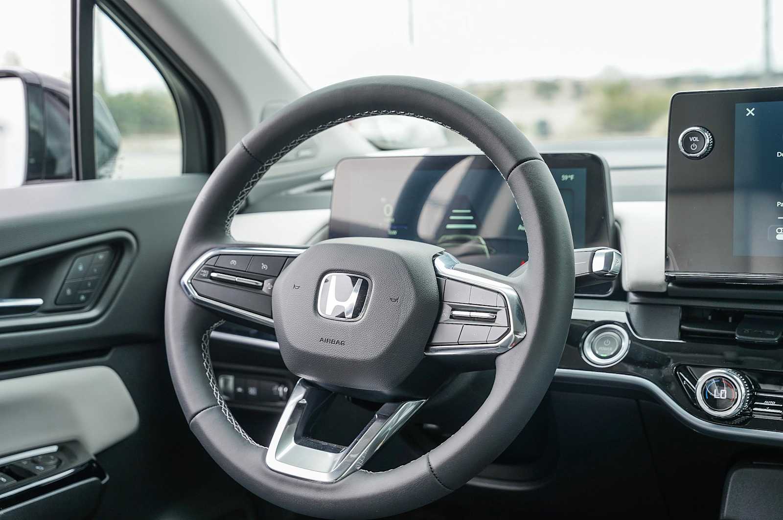 Thumbnail: 2025 Honda Prologue - 16