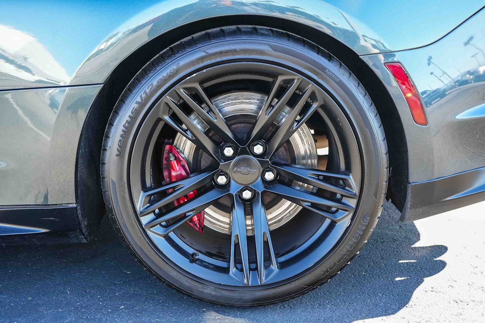 Thumbnail: 2019 Chevrolet Camaro - 10