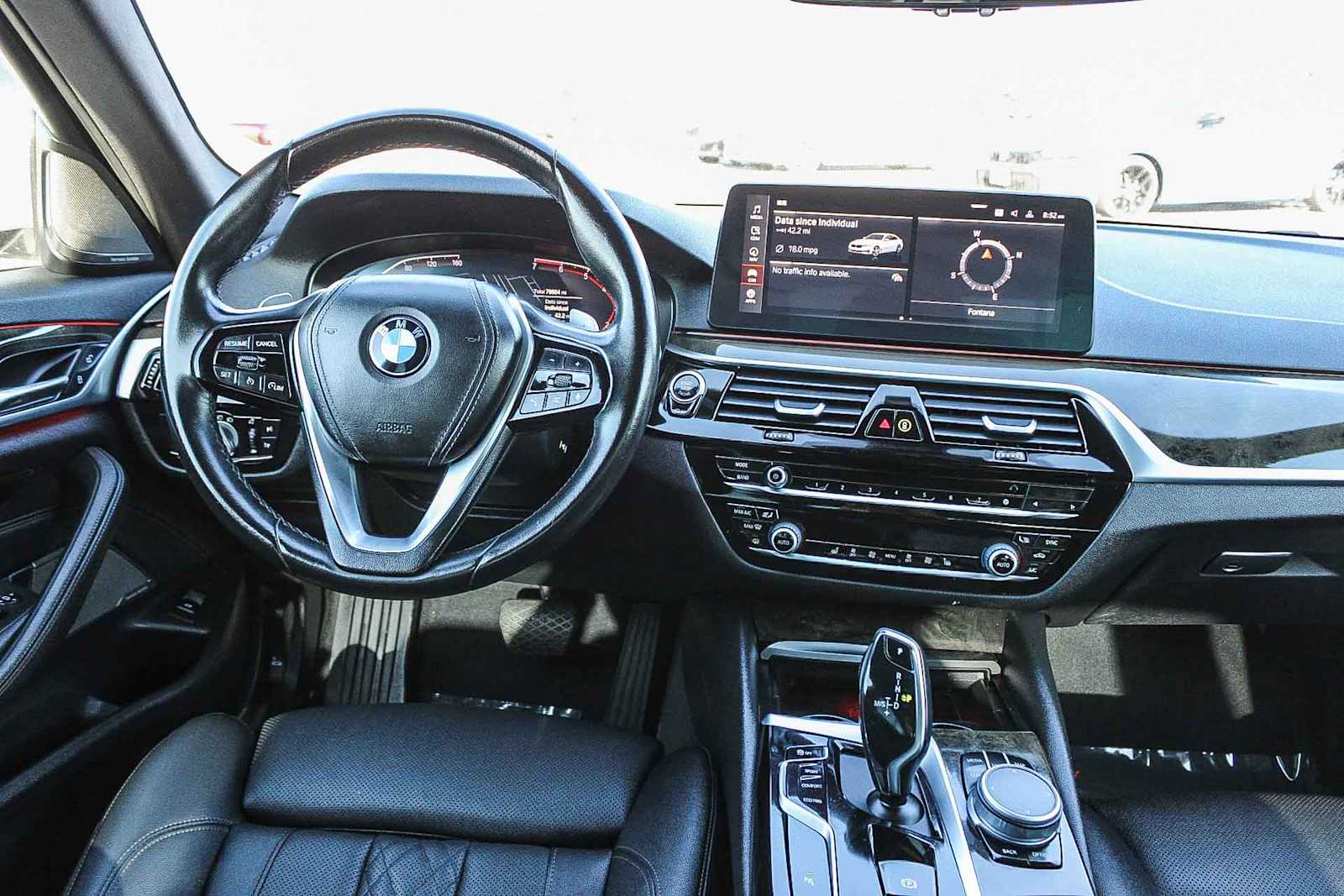 Thumbnail: 2021 BMW 5 Series - 12