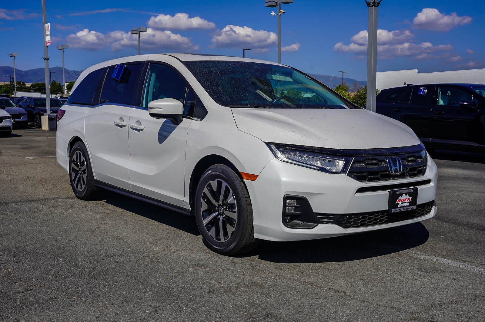 Thumbnail: 2026 Honda Odyssey - 3