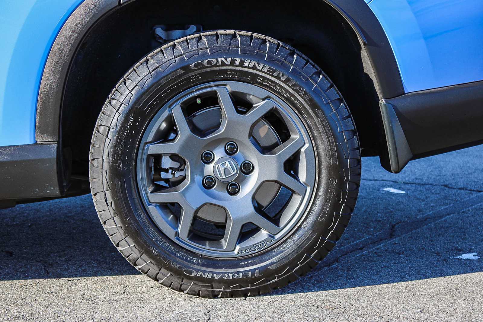 2025 Honda Pilot TrailSport photo 3