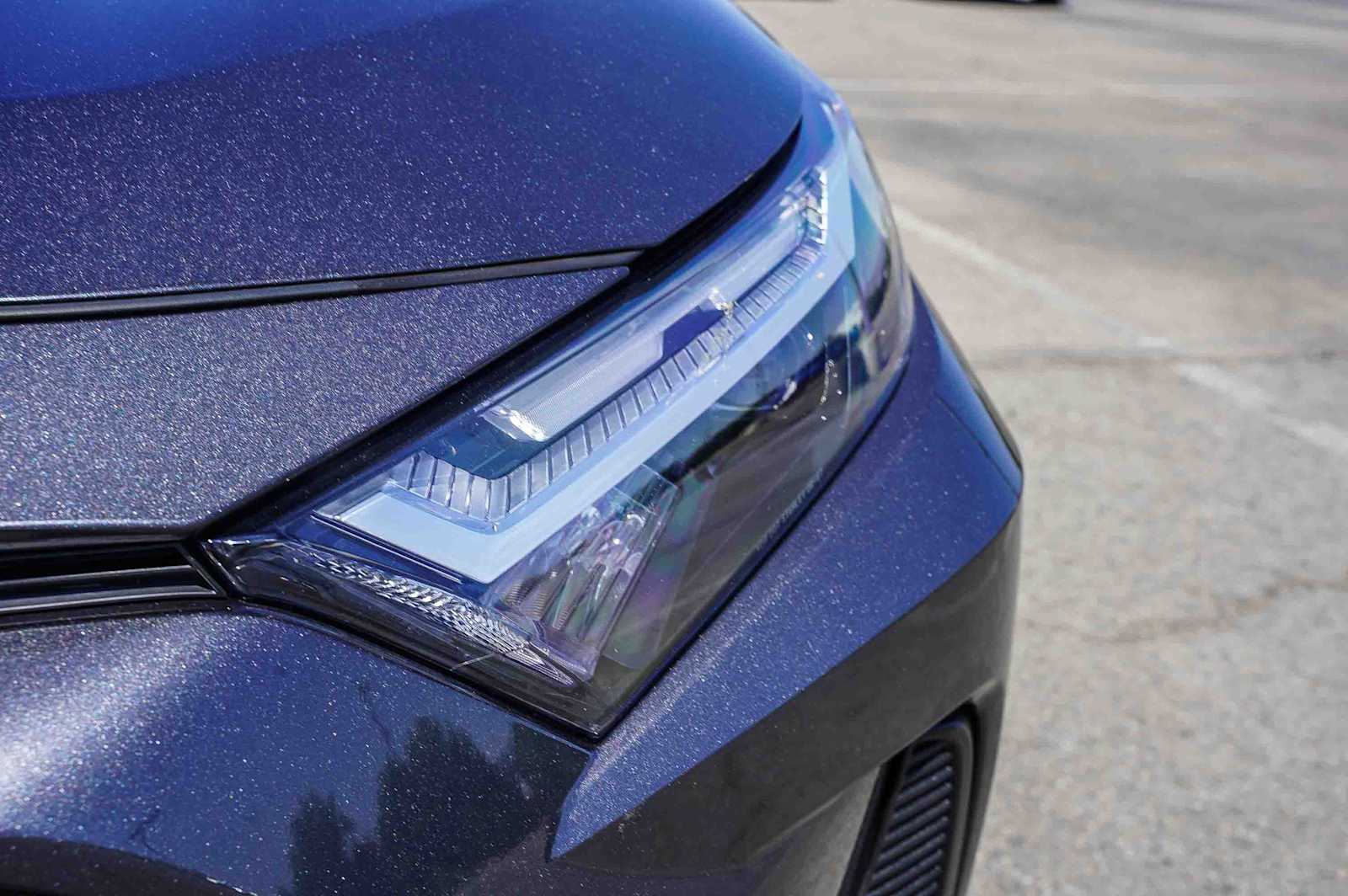 Thumbnail: 2023 Toyota RAV4 - 10