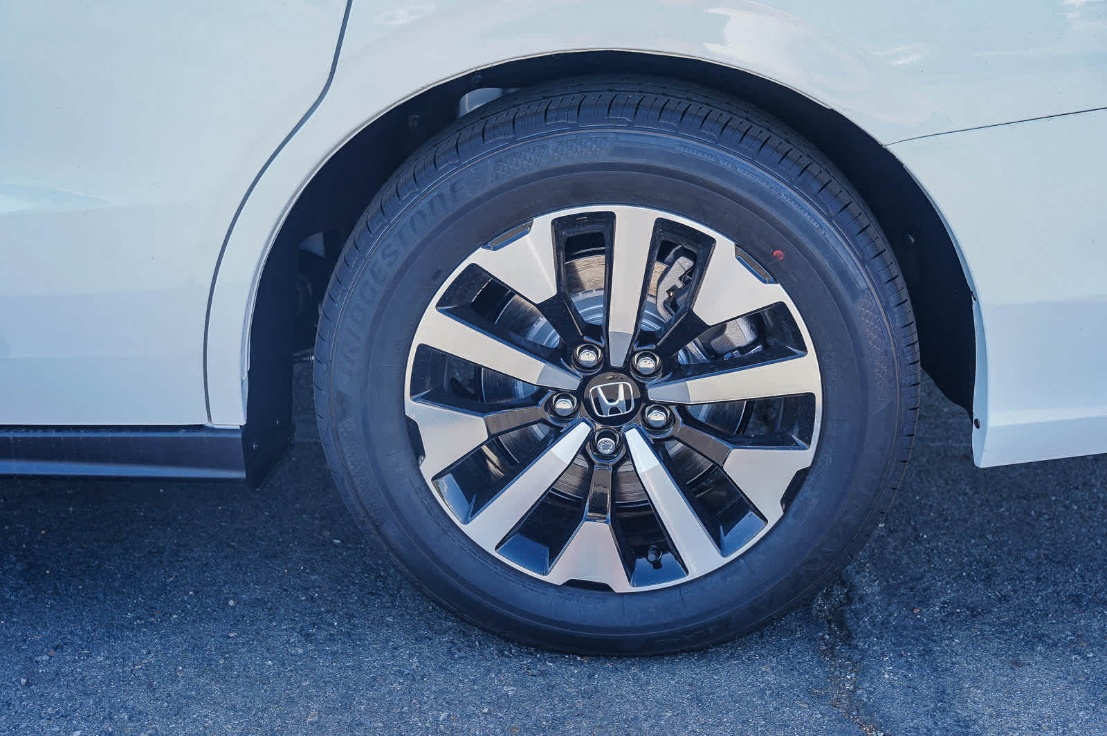 Thumbnail: 2026 Honda Odyssey - 8