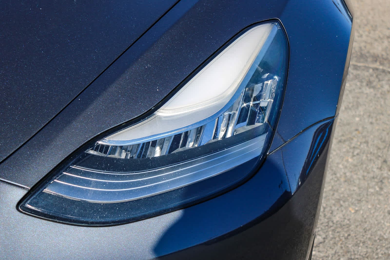 Thumbnail: 2018 Tesla Model 3 - 10