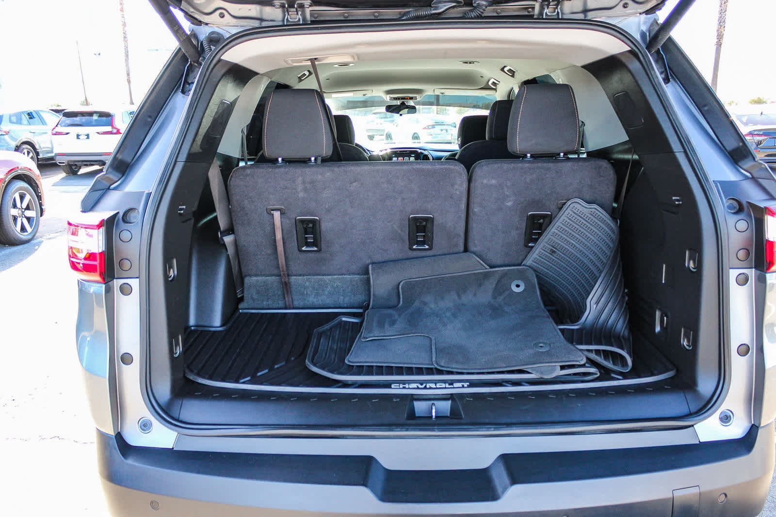 Thumbnail: 2019 Chevrolet Traverse - 29