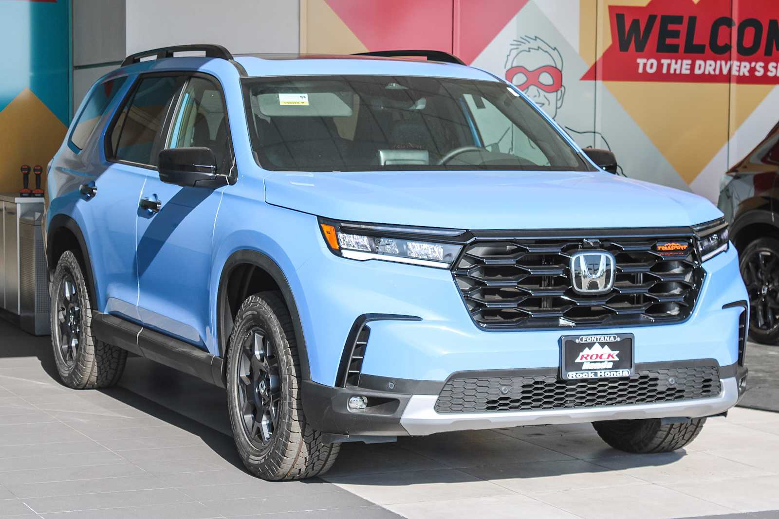 2025 Honda Pilot TrailSport photo 3