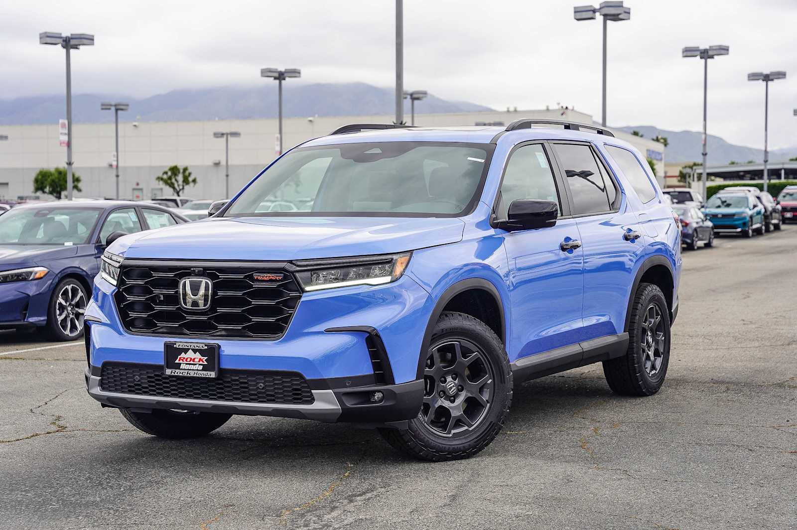 2025 Honda Pilot TrailSport's photo