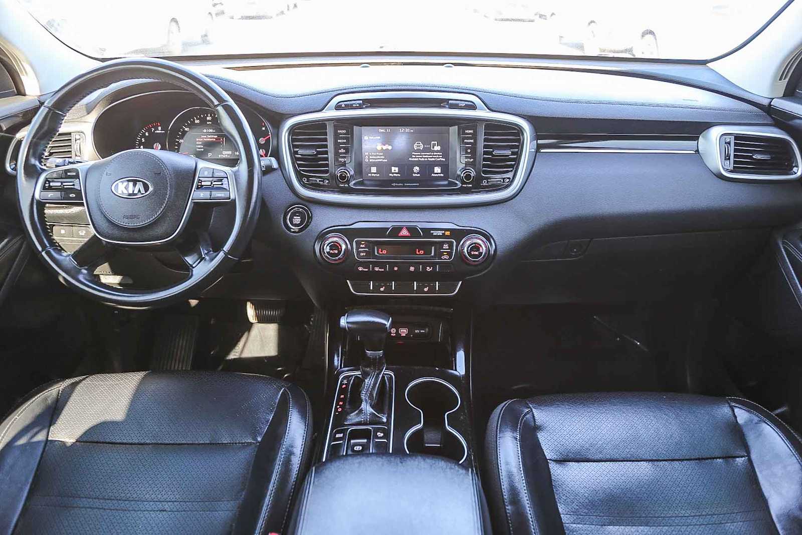 Thumbnail: 2019 Kia Sorento - 12