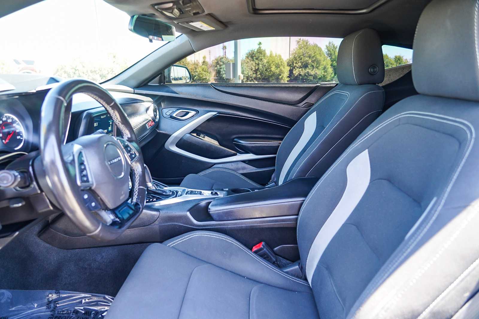 Thumbnail: 2018 Chevrolet Camaro - 18