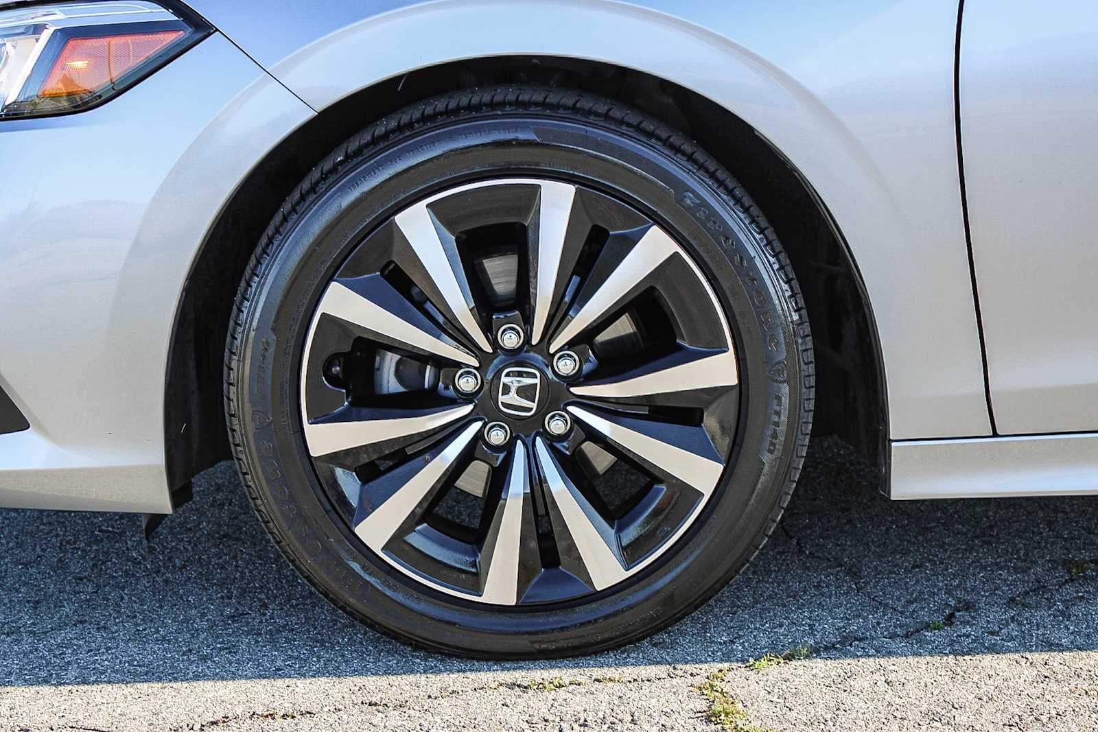 Thumbnail: 2024 Honda Civic - 9