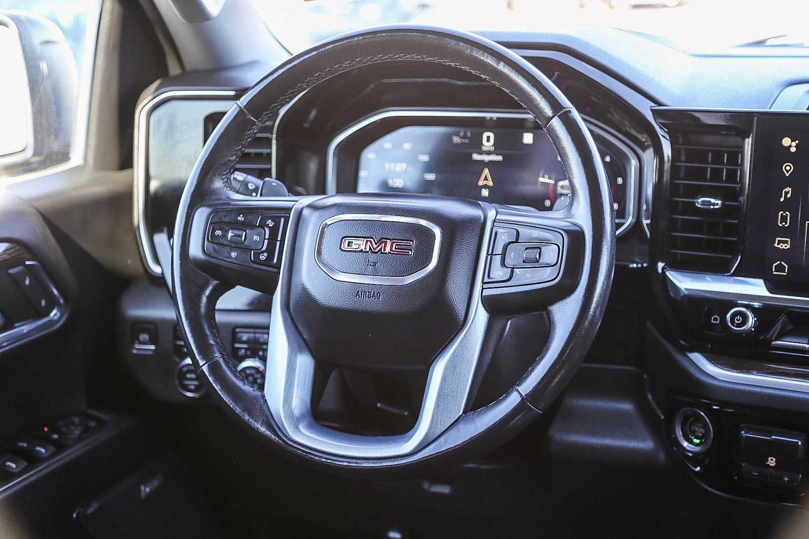 Thumbnail: 2022 GMC Sierra 1500 - 15