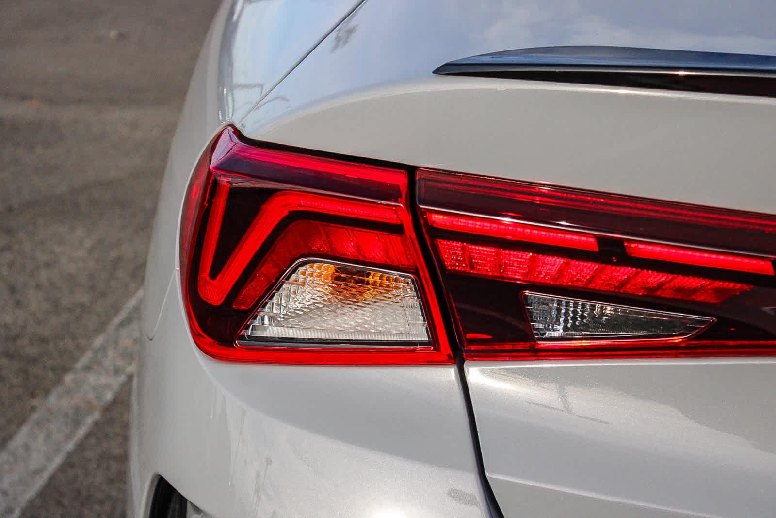 Thumbnail: 2023 Kia K5 - 7