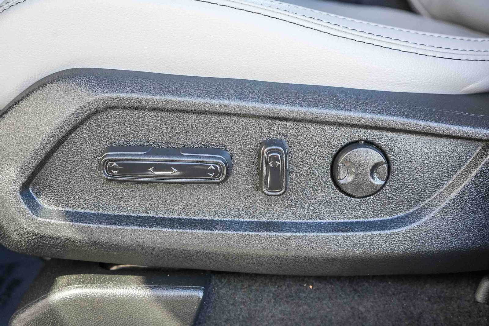 Thumbnail: 2025 Honda Pilot - 21