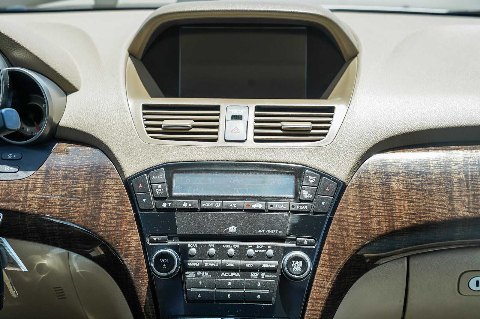 Thumbnail: 2013 Acura MDX - 13
