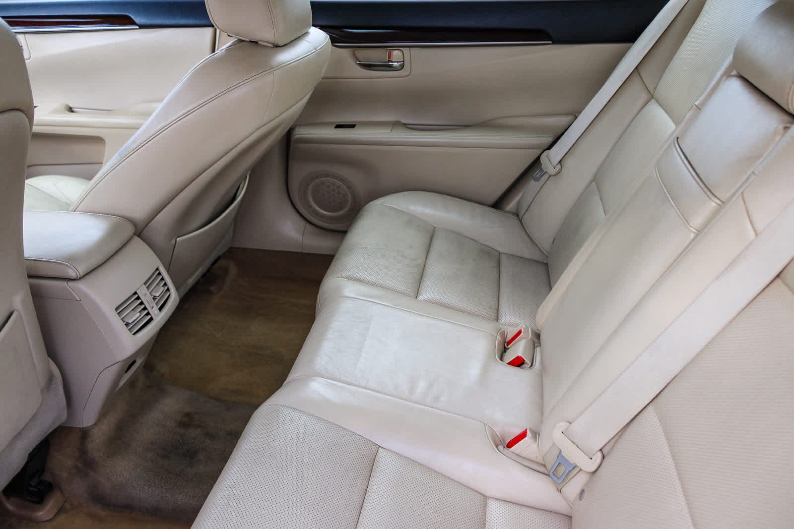 Thumbnail: 2014 Lexus ES - 20